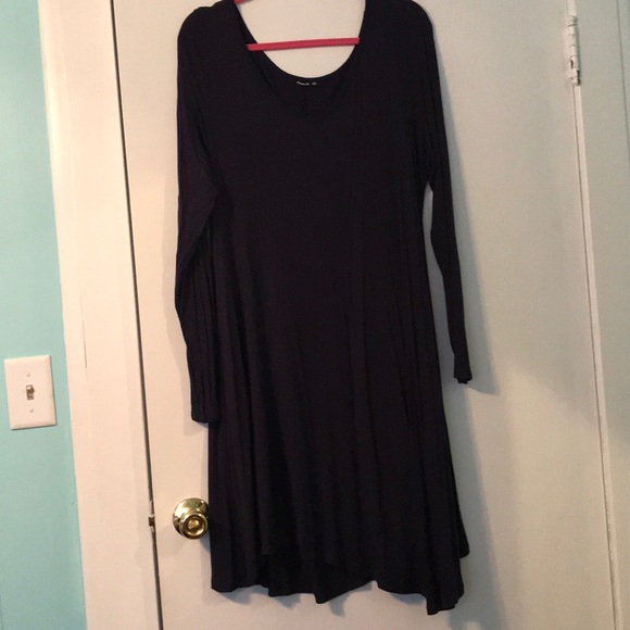 Annabelle Dresses & Skirts - Long sleeve dress NWOT